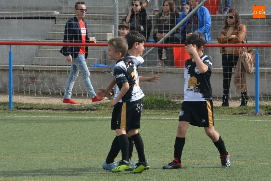 Foto 3 - Resultados, clasificaciones e im&aacute;genes del f&uacute;tbol base provincial