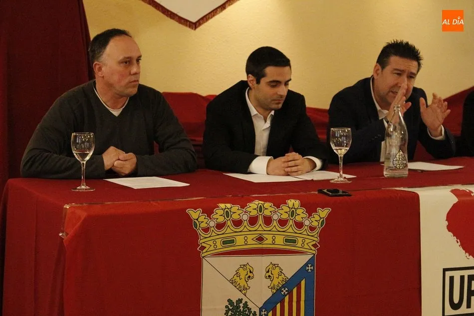 Foto 5 - Carlos Javier Salgado se presenta como candidato a la alcald&iacute;a de Salamanca por UPL