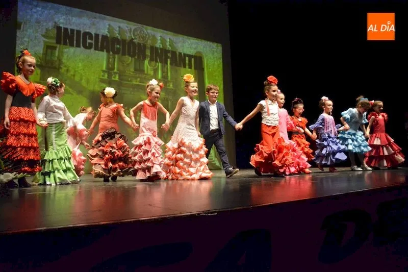 Actuaciones de la Casa de Andalucía en su gala/ Lydia González