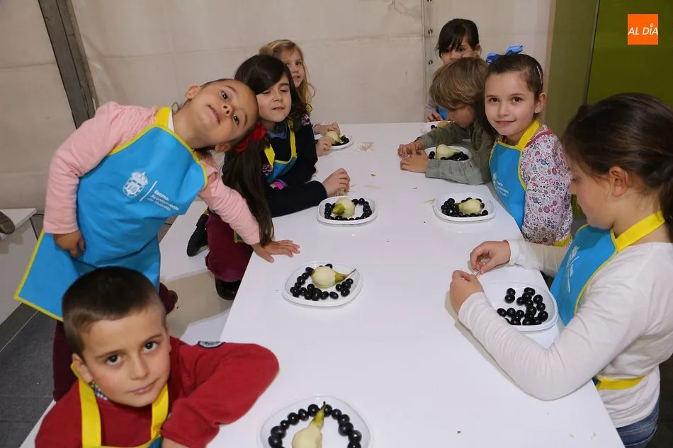 Foto 10 - Los ni&ntilde;os se divierten &lsquo;Cocinando en familia&rsquo;