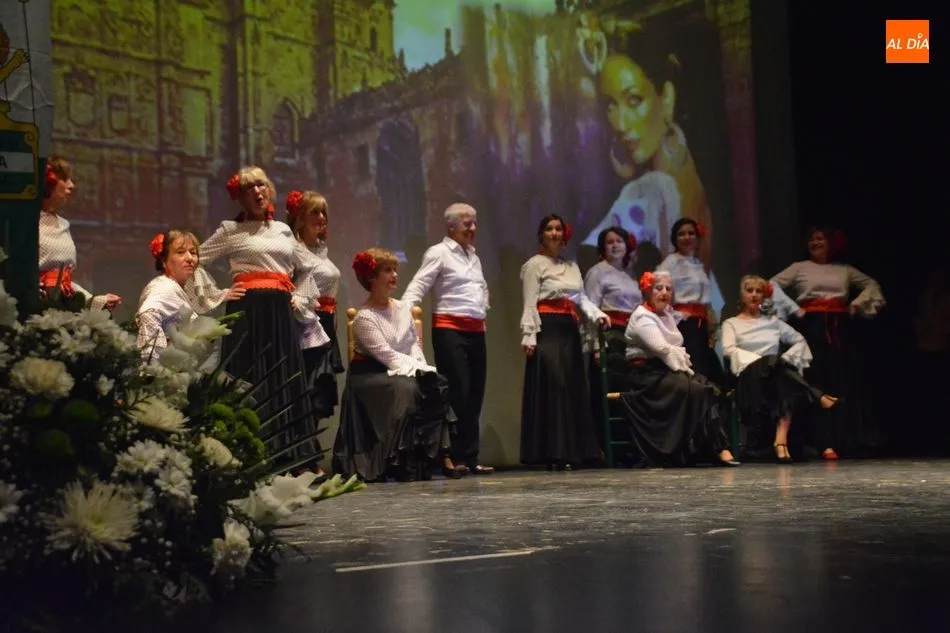 Foto 2 - La Casa de Andaluc&iacute;a en Salamanca celebra por todo lo alto su quinta gala