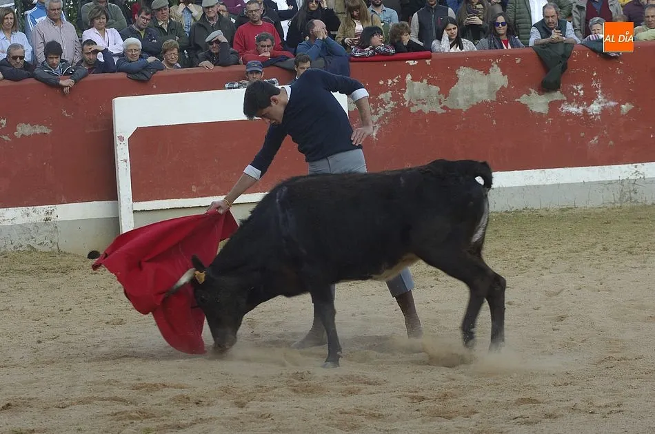 Foto 6 - Pasan a la final del Bols&iacute;n todos los semifinalistas ante la invalidez de las vacas  