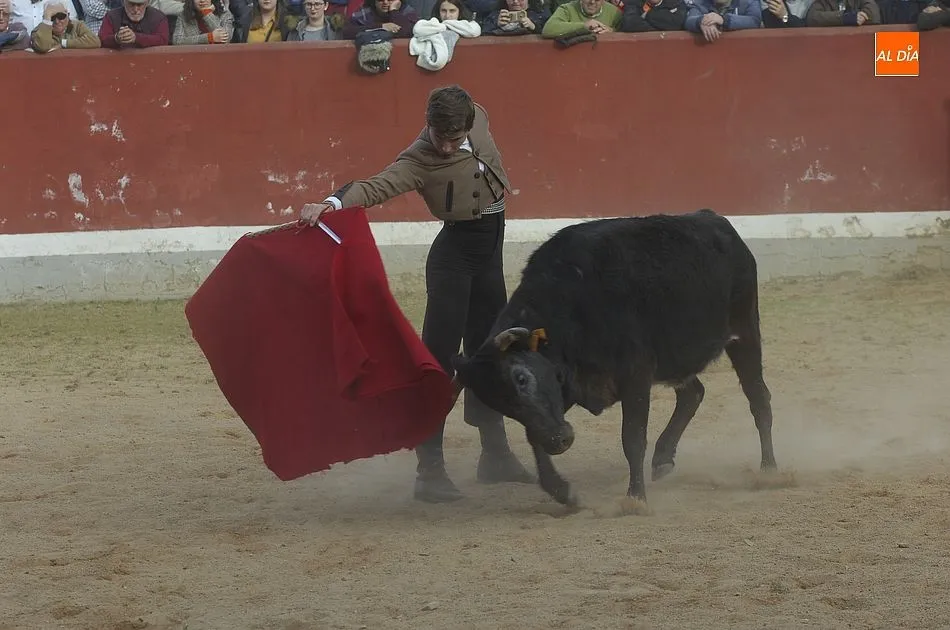 Foto 4 - Pasan a la final del Bols&iacute;n todos los semifinalistas ante la invalidez de las vacas  