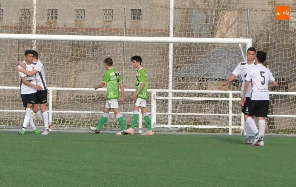 Foto 5 - [M 23|24 FEB] El Cadete del Ciudad Rodrigo se reencuentra con la victoria ante un rival directo  
