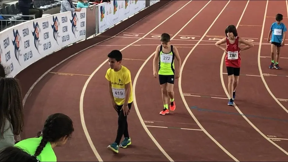Foto 5 - Notable participaci&oacute;n del CD Los Leones de Vitigudino en los Juegos Escolares  