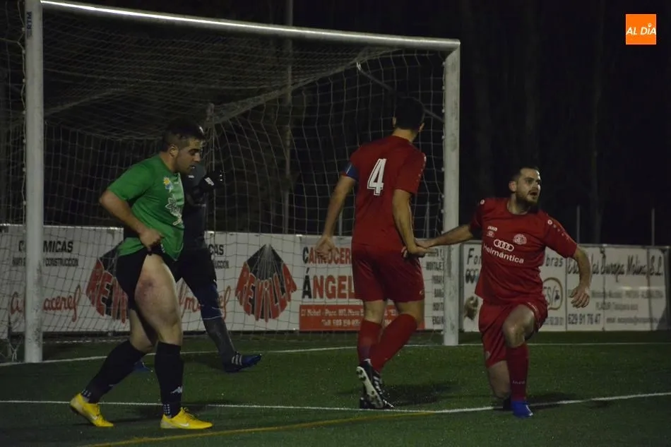 Foto 3 - El Salamanca UDS &lsquo;B&rsquo; sigue a la caza del Villaralbo en la Regional de Aficionados