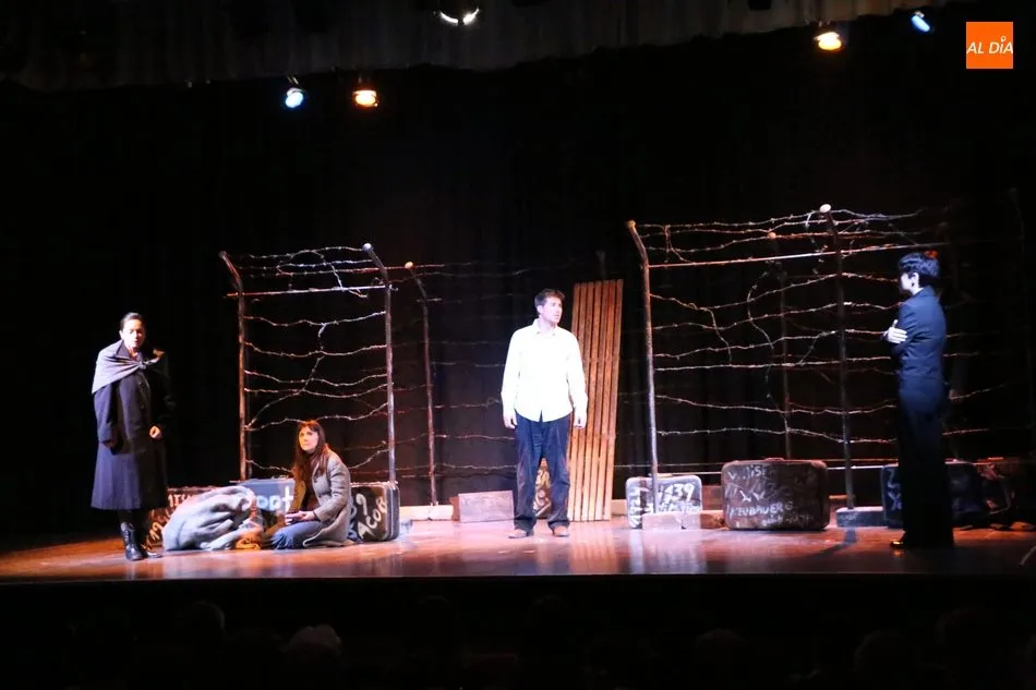 Foto 4 - La Lengua Teatro se coloca con &lsquo;La indagaci&oacute;n&rsquo; como aspirante a lograr uno de los premios...