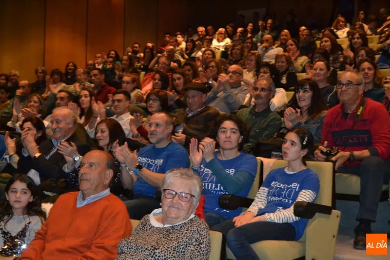 Foto 2 - Vicente del Bosque apadrina la emocionante II Gala Sonrisas Solidarias en favor del s&iacute;ndrome IDIC...