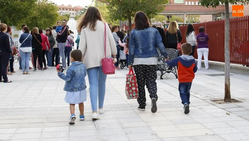 La despoblación que azota a la región y los efectos de la crisis económica han motivado que el número de nacimientos y, por tanto el de los niños escolarizados en las primeras etapas, no haya parado de caer