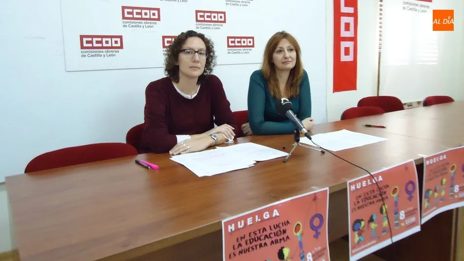 Laura Mayo, secretaria de Enseñanza de CCOO Salamanca, y Carmen Mascaraque, secretaria de Mujere y Políticas de Igualdad