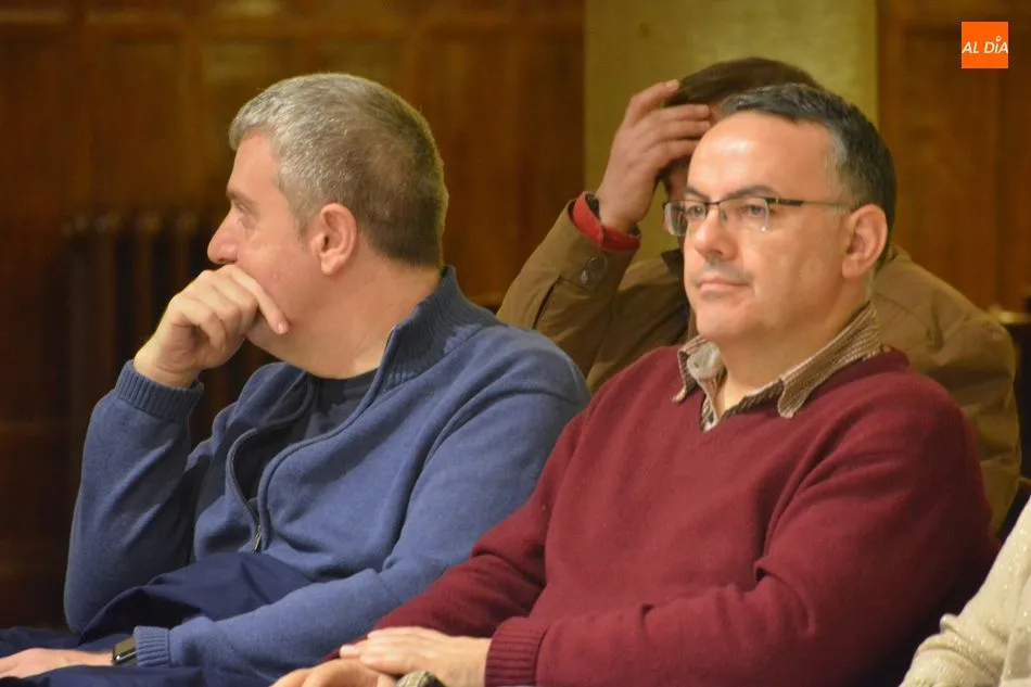 Foto 8 - Francisco Javier Bl&aacute;zquez ofrece en el Casino la charla &lsquo;El Crucificado en la Historia del...