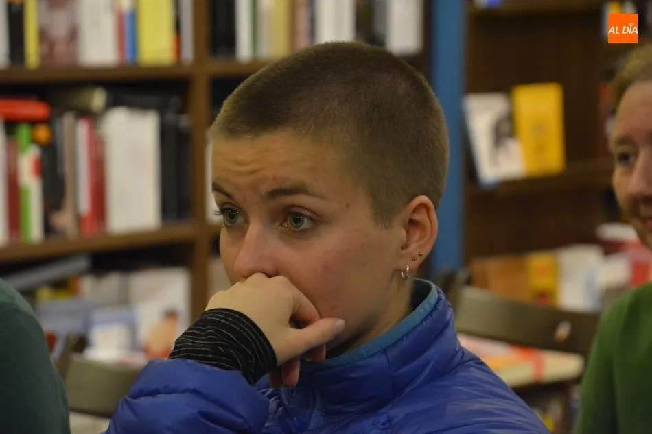 Foto 7 - Lola L&oacute;pez Mond&eacute;jar presenta en Letras Corsarias su libro &lsquo;Qu&eacute; mundo tan maravilloso&rsquo;