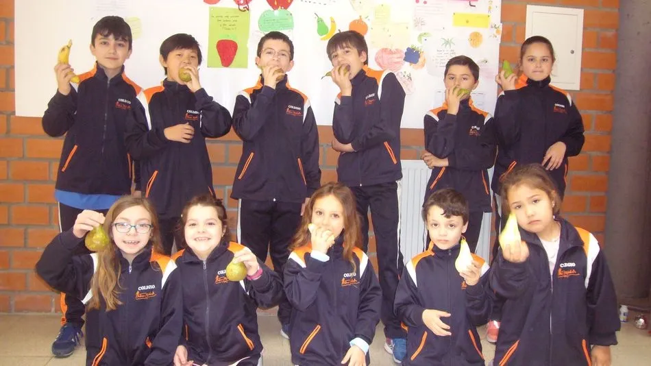Los escolares del Colegio Antonio Machado recibirán de lunes a jueves una pieza de fruta