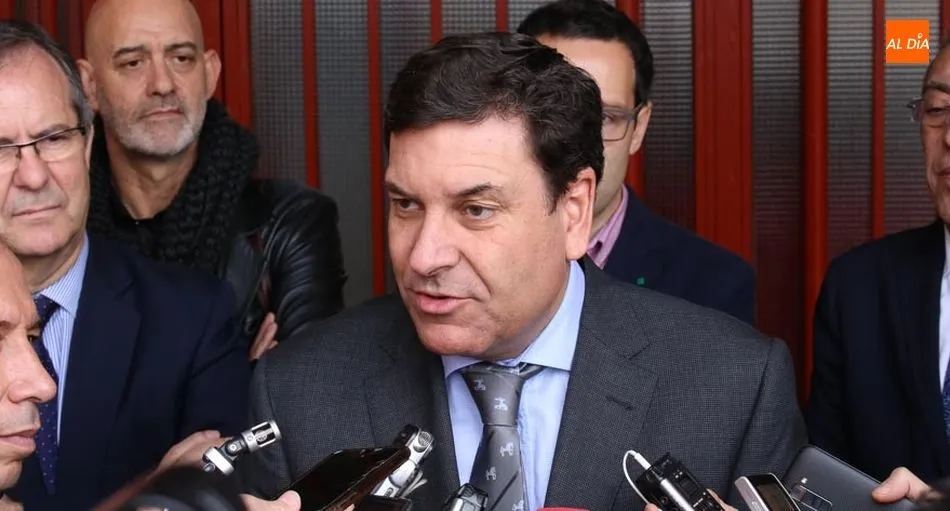 El consejero de Empleo, Carlos Fernández Carriedo, en una de sus visitas a Salamanca