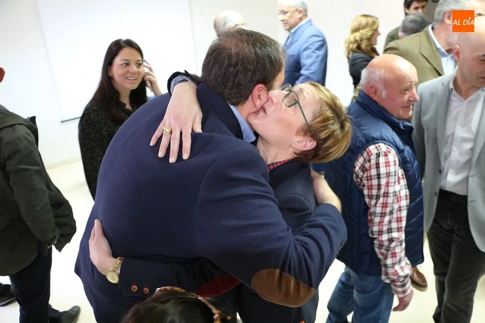 Foto 6 - Roberto Mart&iacute;n se presenta como candidato a la alcald&iacute;a de Guijuelo por el PP