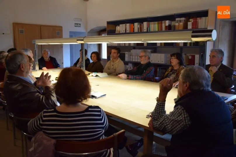 Foto 2 - Interesante tertulia en torno a la &lsquo;Epistoloman&iacute;a unamuniana&rsquo;&nbsp;
