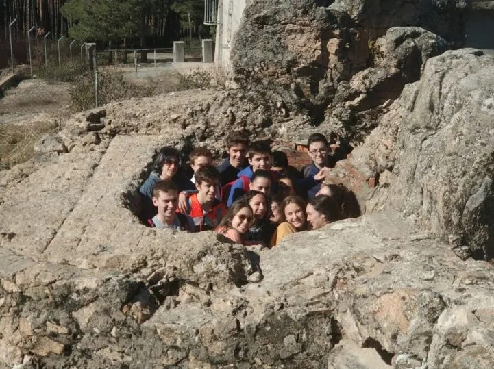 Foto 2 - Alumnos de 4&deg; de ESO del&nbsp;Colegio San Juan Bosco&nbsp;realizan una excursi&oacute;n a Segovia y Valsa&iacute;n&nbsp;