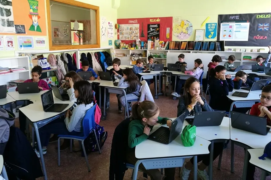 Foto 3 - Jornada de puertas abiertas y visita guiada en el colegio Maristas