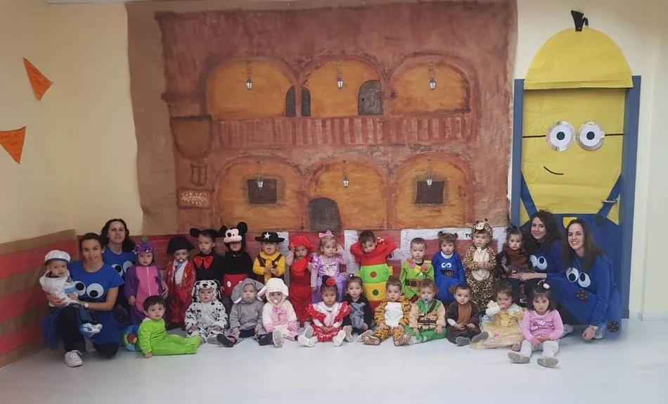 Foto 8 - Divertida ma&ntilde;ana en la Escuela Infantil con su propia fiesta de disfraces  