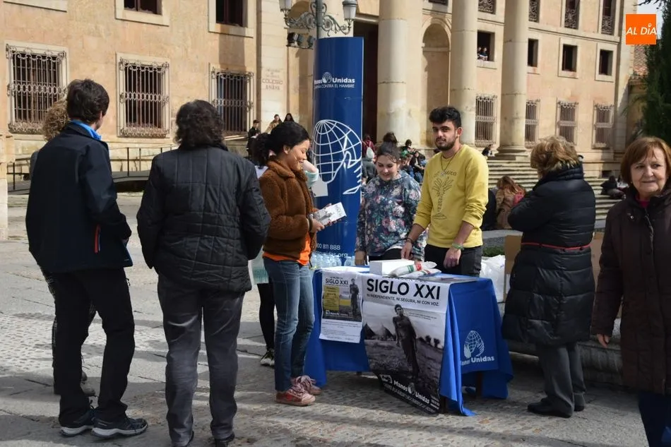 Foto 2 - La comunidad universitaria se vuelca con la nueva campa&ntilde;a de Manos Unidas