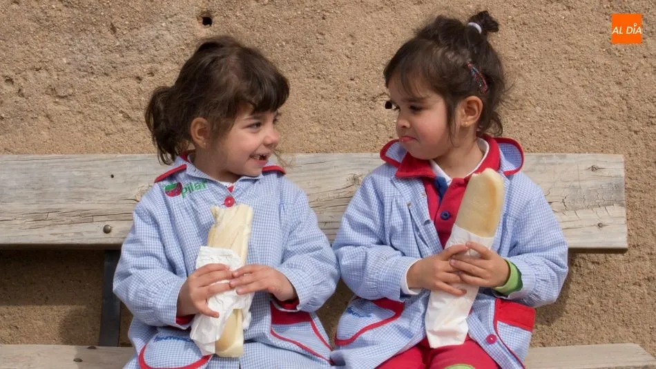 Los más pequeños también participaron en esta Operación Bocata. Foto de Elena López