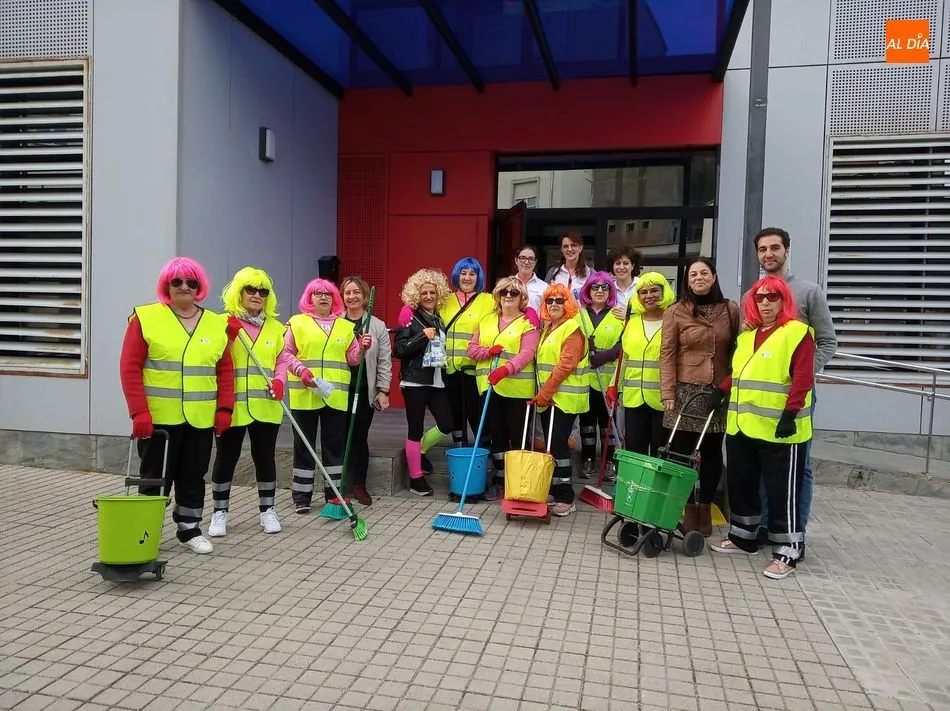 Foto 6 - Las chirigotas inician el carnaval de Guijuelo