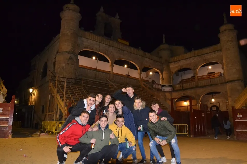 Foto 8 - Eh, s&aacute;canos una foto: Los primeros del Viernes de Carnaval  