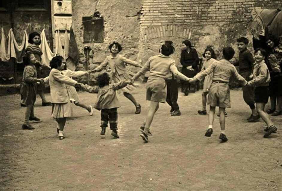 Foto 6 - Cuando los ni&ntilde;os jugaban en la calle