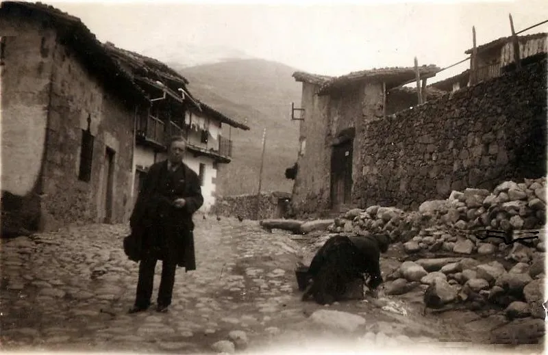 Foto 3 - La llegada del agua potable a Candelario en 1932