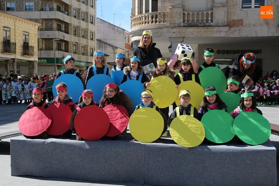Foto 10 - Los escolares de Guijuelo animan el carnaval con un divertido desfile