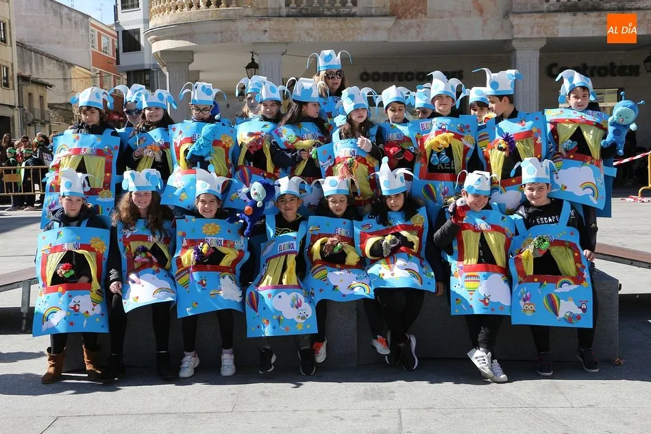 Foto 6 - Los escolares de Guijuelo animan el carnaval con un divertido desfile