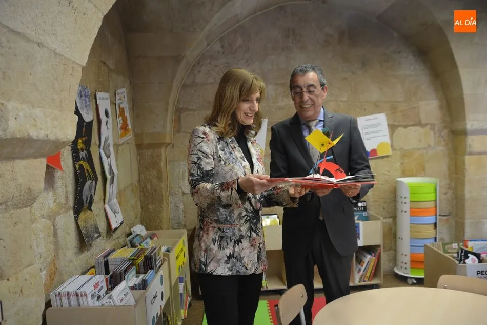 Foto 3 - La Biblioteca de Las Conchas estrena el &lsquo;Rinc&oacute;n Infantil&rsquo; con una colecci&oacute;n de m&aacute;s de 1.000...