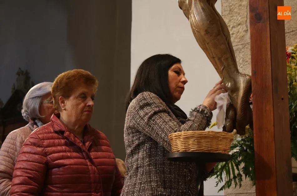 Foto 5 - Besapi&eacute;s del Cristo de la Salud