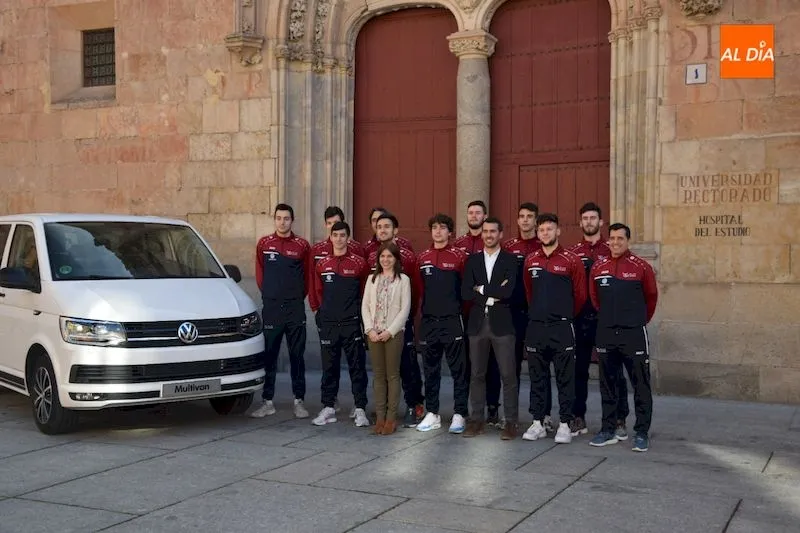 Foto 4 - Presentado el equipo masculino de baloncesto de la Universidad de Salamanca