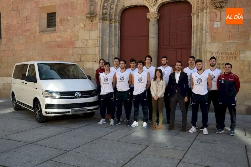 Foto 3 - Presentado el equipo masculino de baloncesto de la Universidad de Salamanca