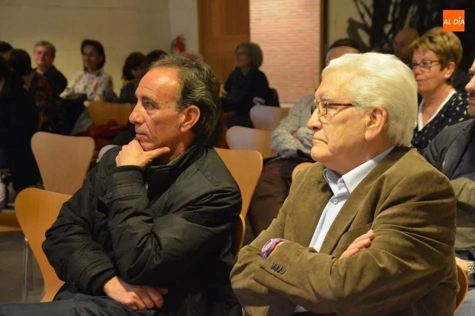 Foto 2 - Daniel Hern&aacute;ndez Barre&ntilde;a rescata en su novela &lsquo;IPES&rsquo; los sucesos de 1987 en Aldead&aacute;vila  