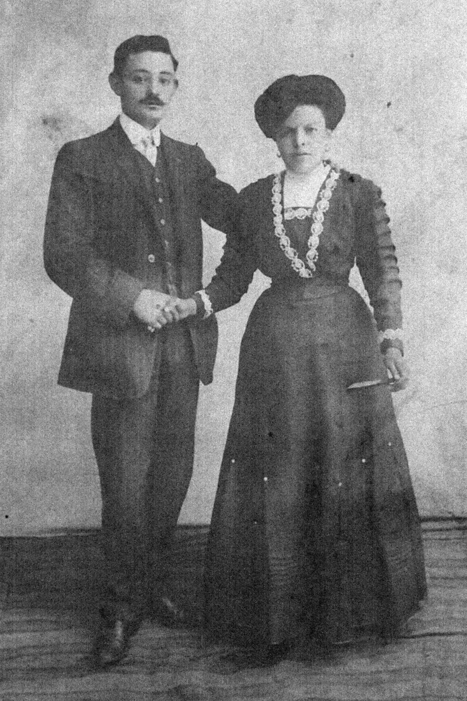 Foto 4 - El programa radiof&oacute;nico &lsquo;Historias y vivencias de Vitigudino&rsquo; rescata la historia de Ulpiano...