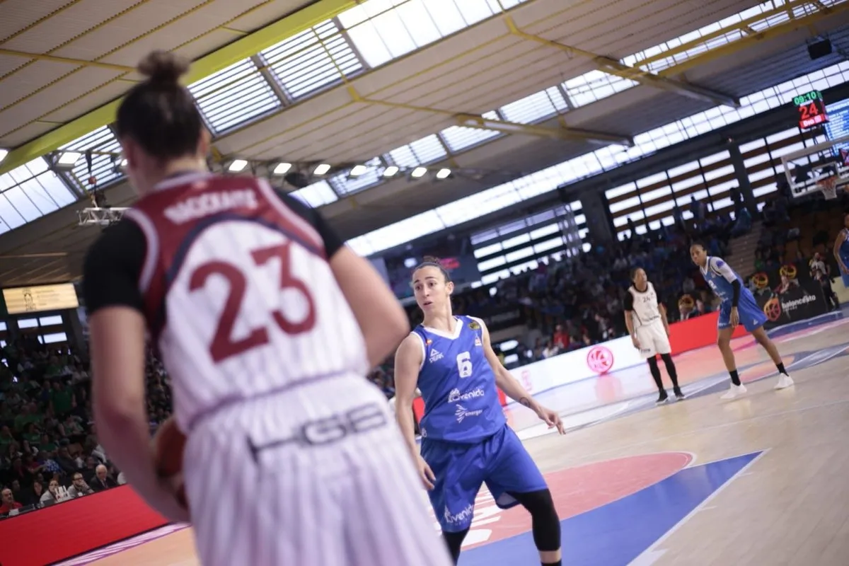 Foto 11 - Perfumer&iacute;as Avenida se planta en la final metiendo miedo frente al Gernika (74-46)