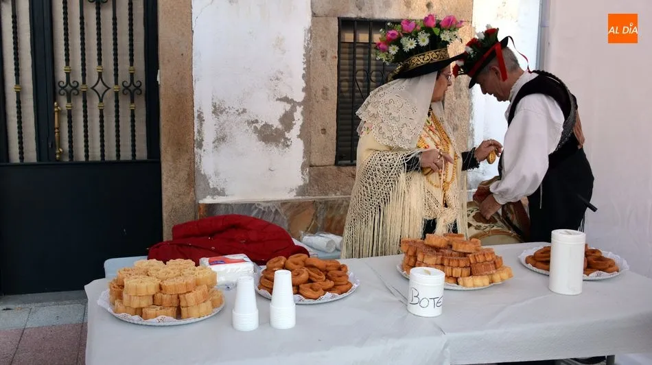 Foto 6 - La tradicional fiesta de Los Barrios ofrece una gran tarde de folclore en Lumbrales