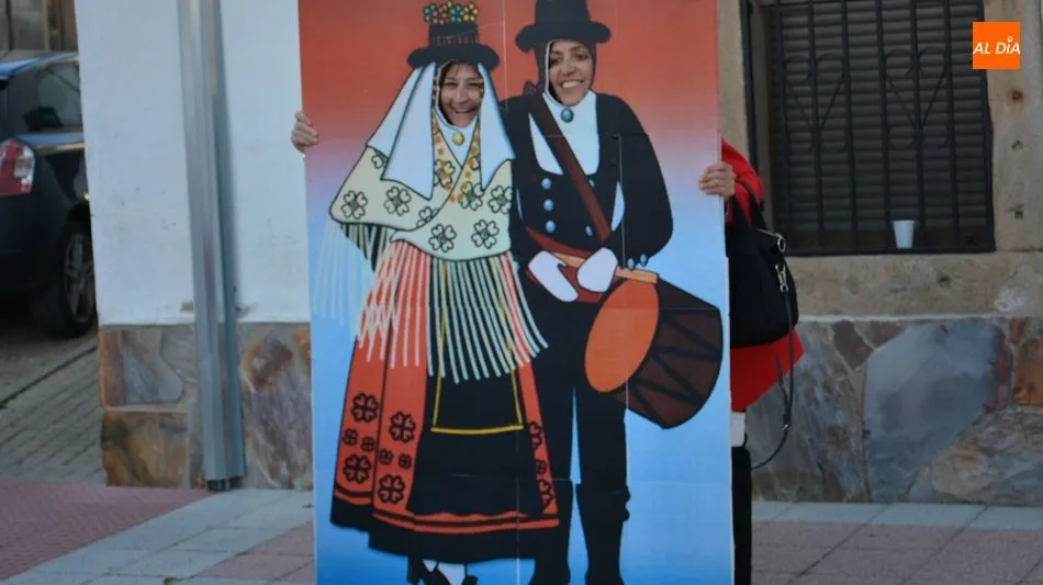 Foto 5 - La tradicional fiesta de Los Barrios ofrece una gran tarde de folclore en Lumbrales
