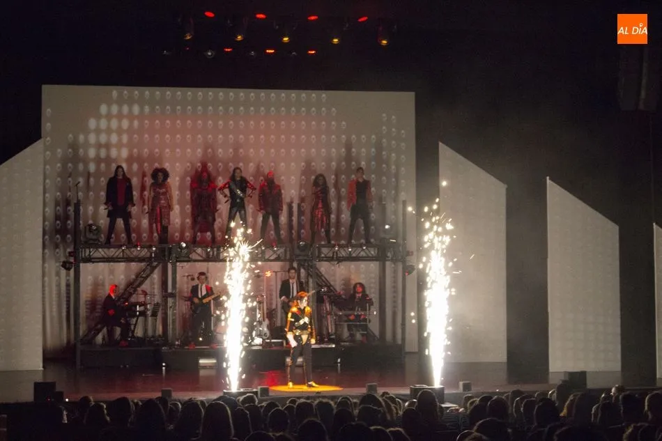 Foto 8 - El CAEM vibra con el intenso musical de Michael Jackson