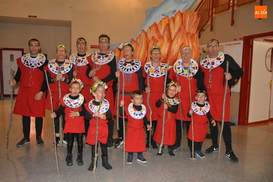 Foto 3 - Animada tarde de carnaval en Villares de la Reina