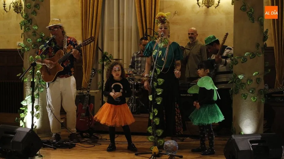 El Carnaval Brasileiro inunda de fiesta el Casino de Salamanca