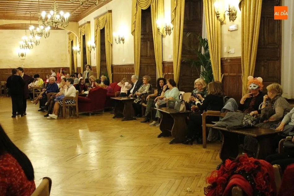 Foto 7 - El Carnaval Brasileiro inunda de fiesta el Casino de Salamanca