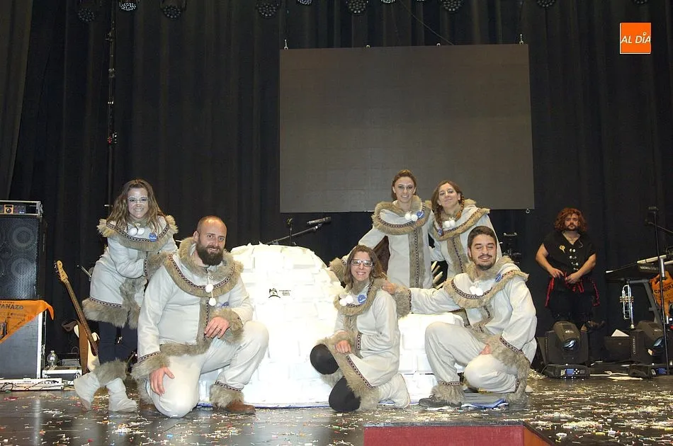 Foto 4 - La Orquesta SMS regresa al baile de disfraces al estilo &lsquo;Juego de Tronos&rsquo; colgando el &lsquo;no hay ...