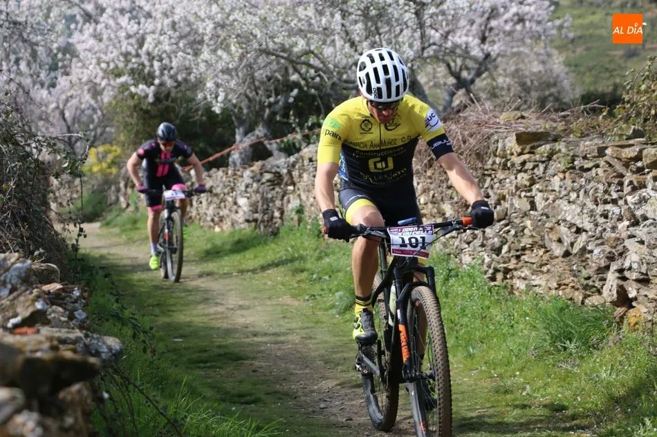Foto 9 - I Open de Ciclismo BTT XCO Saucelle supera las expectativas con casi 450 participantes  