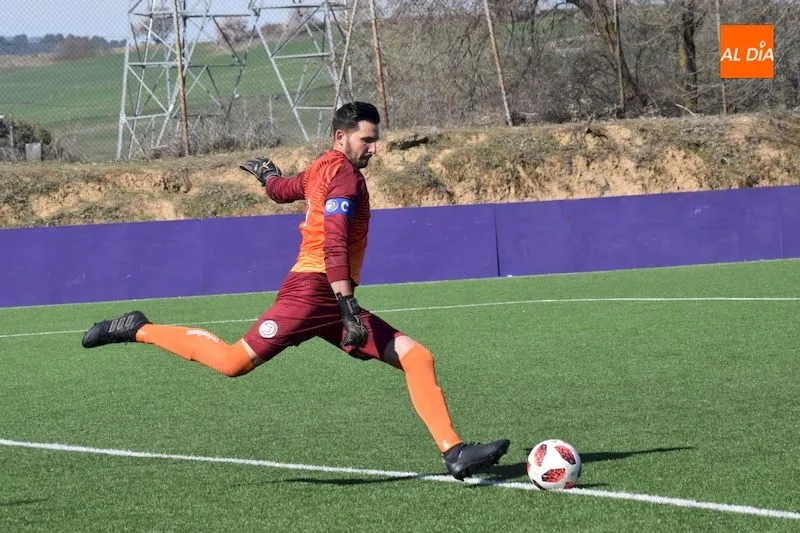 Carlos Molina durante el encuentro / José Luis Cotobal