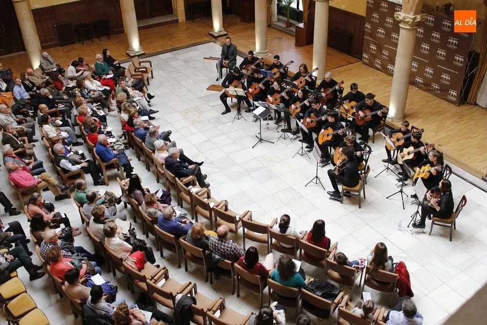 Guitarras de Andalucía deleita al público con ‘Platero y yo’