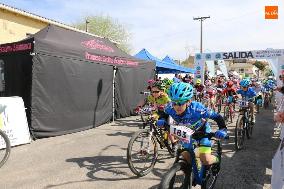 Foto 9 - La Copa Escuelas BTT de Castilla y Le&oacute;n re&uacute;ne en Saucelle a m&aacute;s de 200 peque&ntilde;os ciclistas  