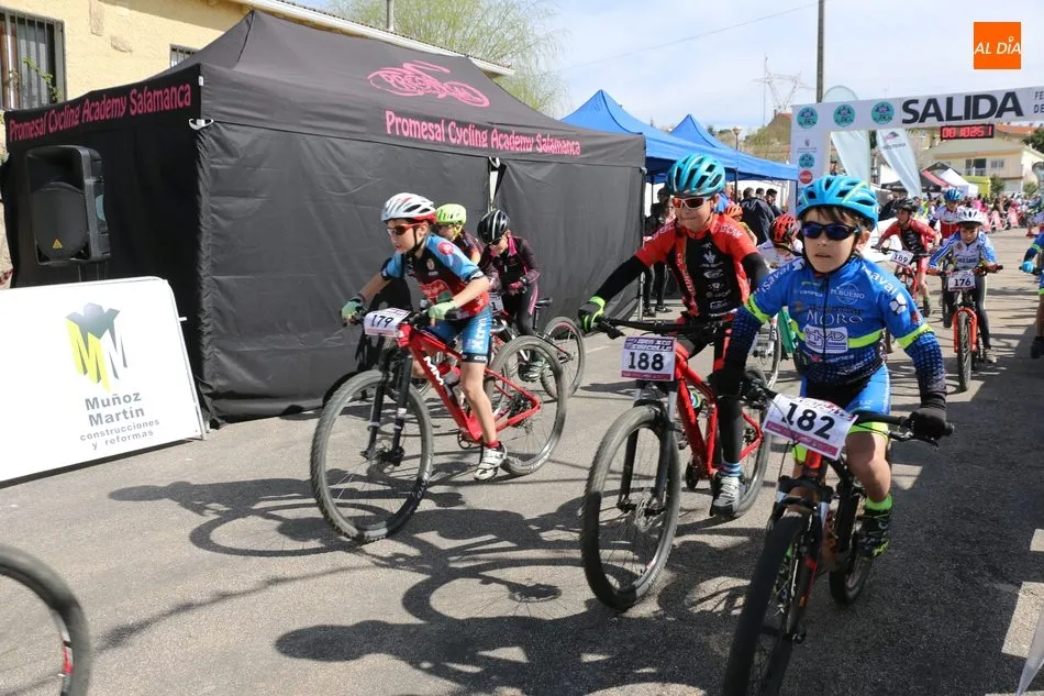 Foto 8 - La Copa Escuelas BTT de Castilla y Le&oacute;n re&uacute;ne en Saucelle a m&aacute;s de 200 peque&ntilde;os ciclistas  